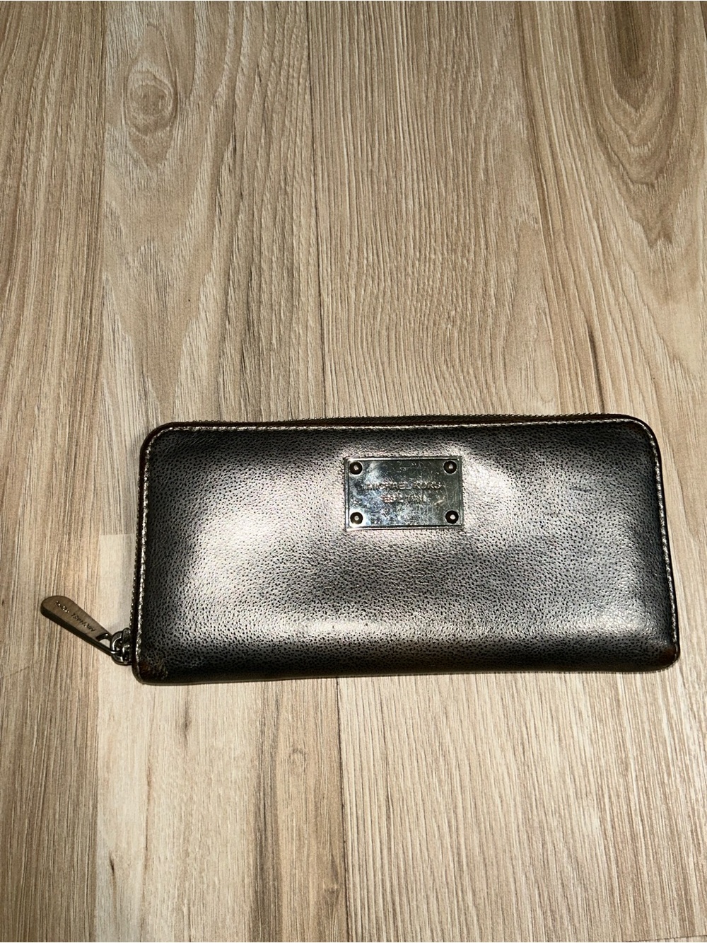 Michael Kors Metallic Silver Zip-Around Wallet
